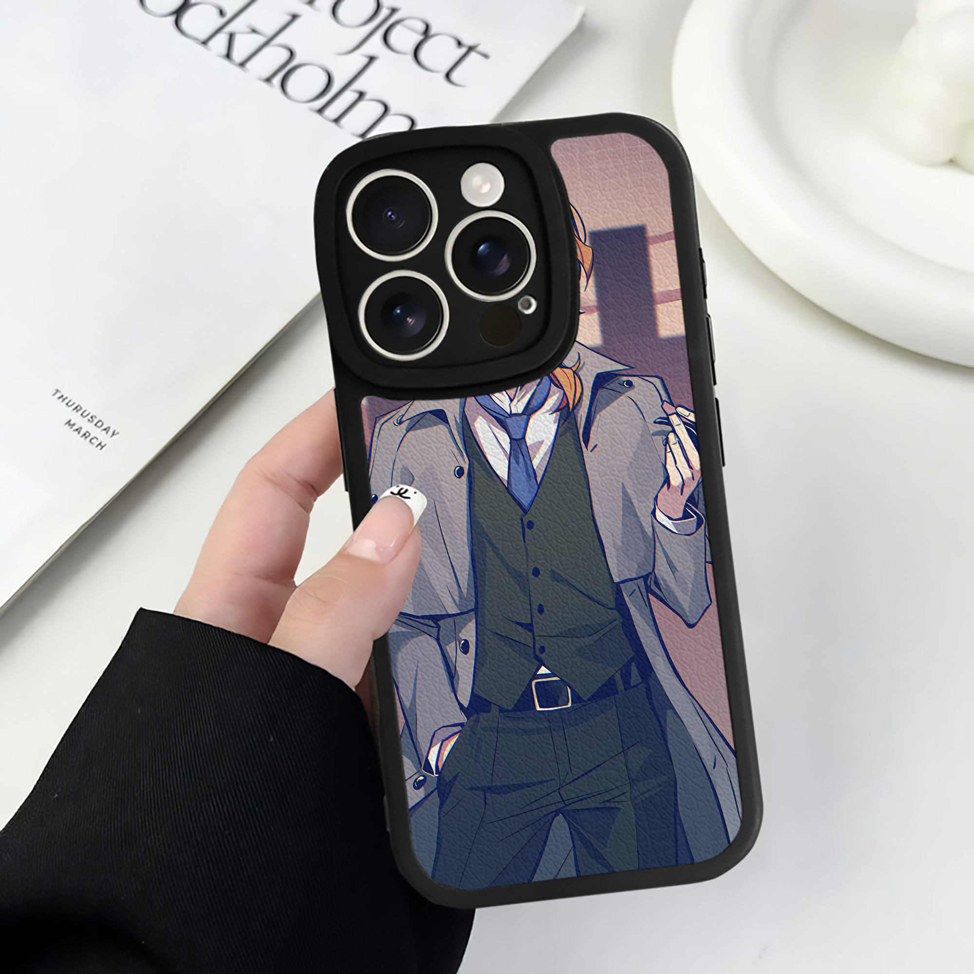 （画像用） 文豪ストレイドッグス Bungo Stray Dogs 【iPhone 16シリーズ対応】シリコンスマホケース（レザー調） 材質：シリコン
